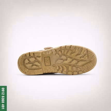 نمای زیره PU آج‌دار کفش ایمنی ارک مدل ویرا S107